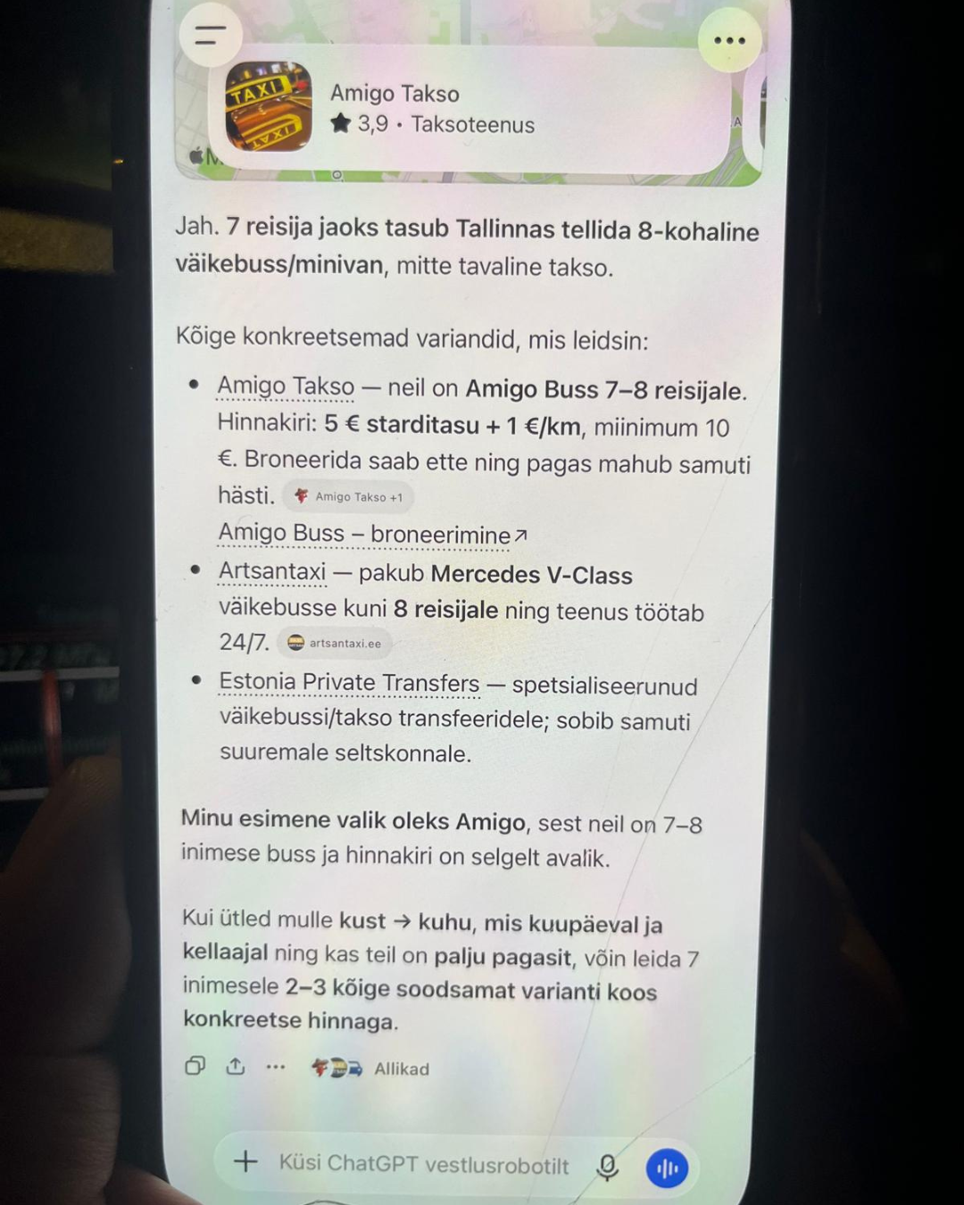 Реальный ответ ChatGPT клиенту с рекомендациями транспортных компаний в Таллинне, включая Estonia Private Transfers и конкурентов.